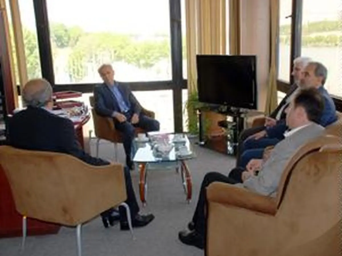 بازدید سر زده سجادی از اردوی تیم ملی قایقرانی