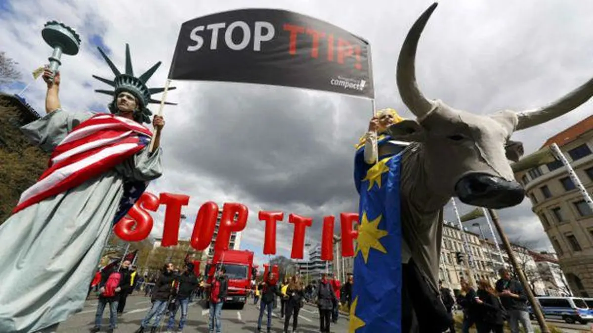 تظاهرات هزار نفری در "هانوفر" آلمان +تصاویر