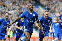 لسترسیتی به قهرمانی نزدیک‌تر شد