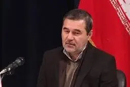 نامور مطلق: به جای جراحی اندیشه، برای جراحی زیبایی هزینه می‌کنیم