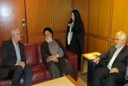 رئیس بنیاد شهید و امور ایثارگران وارد لبنان شد