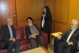 رئیس بنیاد شهید و امور ایثارگران وارد لبنان شد