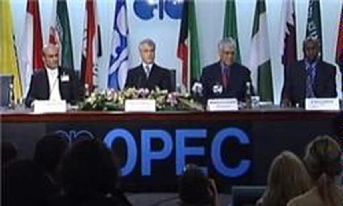 بسته بودن سوئیفت و ال سی نمی گذارد با ایران قرارداد گازی ببندیم!