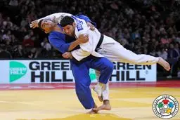 بلوطی ابتدا اظهار بی‌اطلاعی و سپس خستگی را دلیل استعفایش اعلام کرد