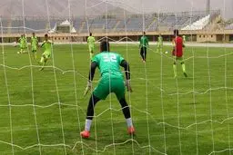 تمرین تیم فوتبال جوانان در اراک برگزار شد + عکس