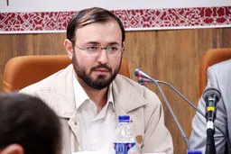 ناشران جبهه فرهنگی انقلاب اسلامی ، فعال ترین در سال گذشته/ خانه کتاب یکی از گره های ترویج کتاب است