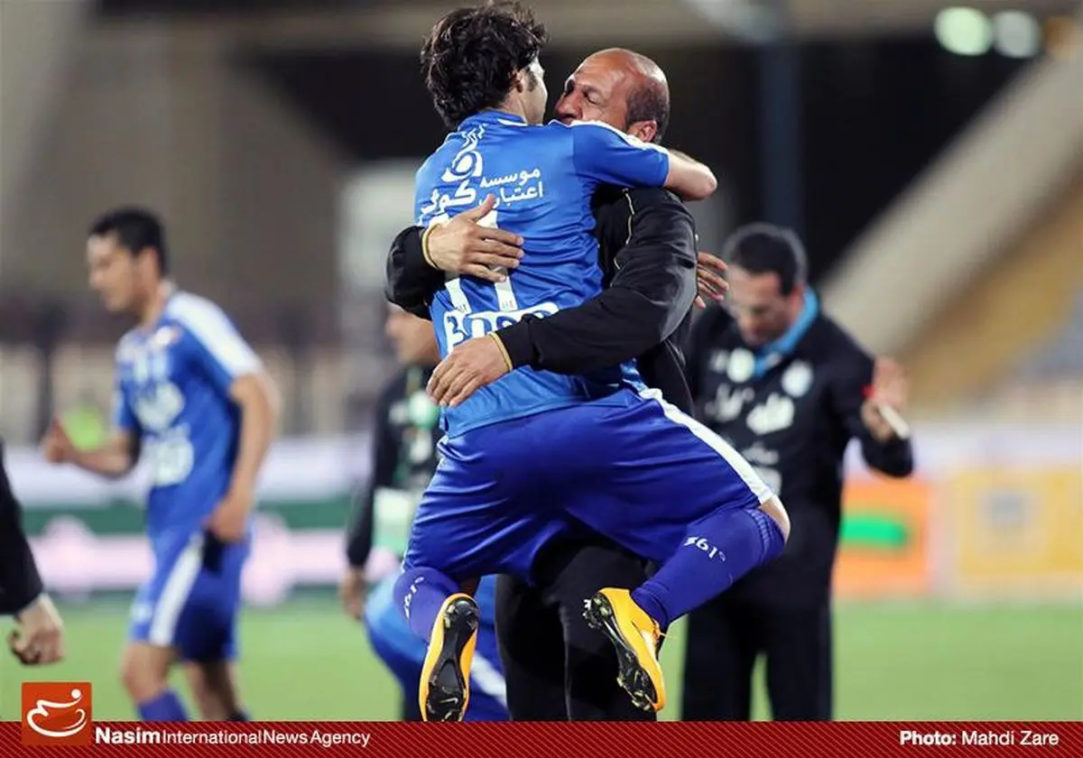 استقلال صدرنشین دوباره لیگ برتر شد/ استقلال خوزستان به یک قدمی هم‌نام تهرانی خود رسید