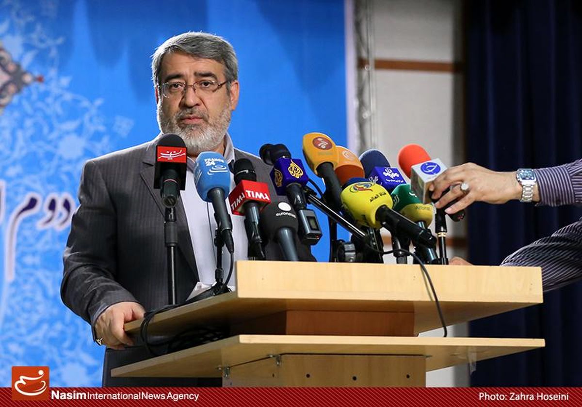 نشست خبری وزیر کشور و استاندار تهران در ستاد انتخابات کشور