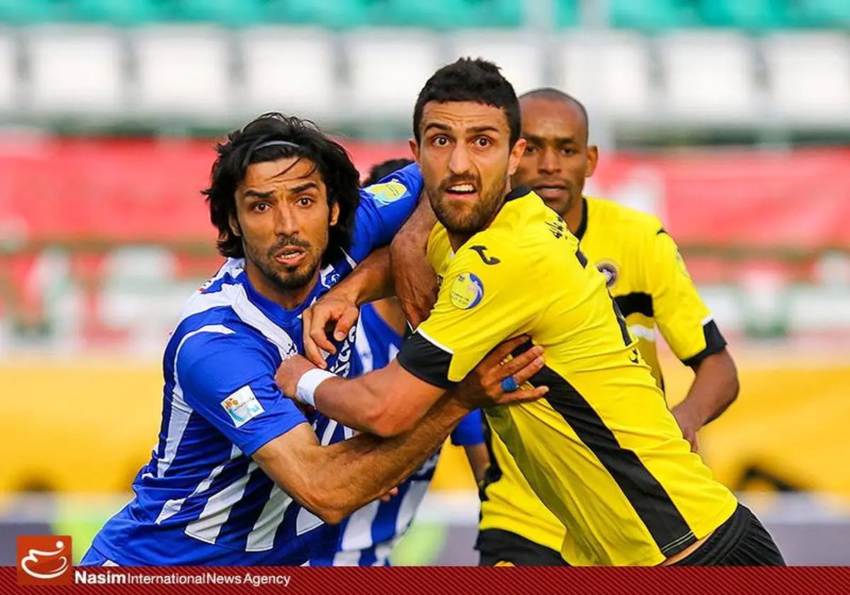 دیدار تیم های سپاهان و گسترش فولاد