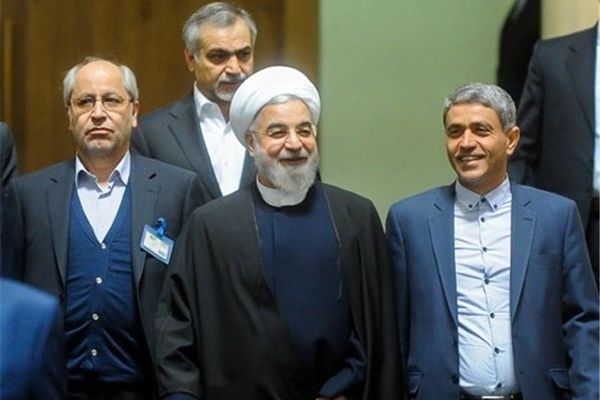 نمره مردودی ۳۱ فعال اقتصادی به ۱۰۰۰ روز فعالیت دولت روحانی