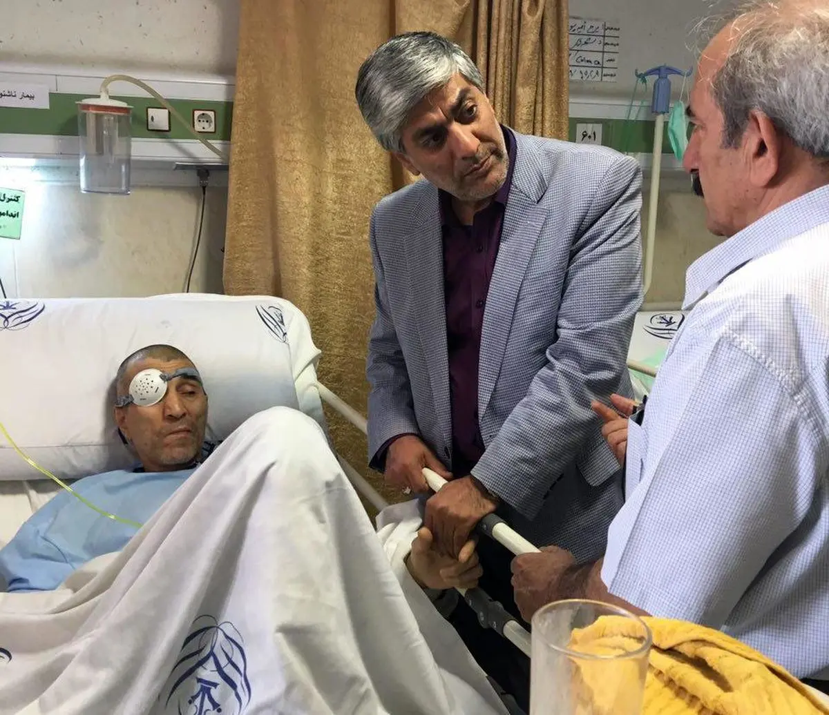 هاشمی به عیادت پیشکسوت ورزش کشور رفت