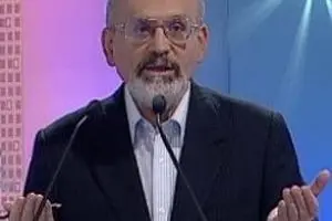 چرا هزینه تولید یک بطری آب معدنی در ایران گران است؟/ حقوق ۸ و نیم میلیون نفری برای یک میلیون کارآیی