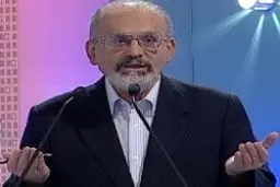 چرا هزینه تولید یک بطری آب معدنی در ایران گران است؟/ حقوق ۸ و نیم میلیون نفری برای یک میلیون کارآیی