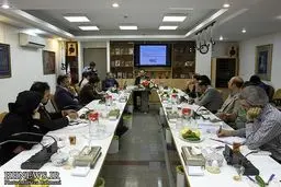 مومنی: سینما پیش از پیروزی انقلاب، نماد زشتی و فساد بود/ جعفری جلوه: هنر انقلاب، همان هنر اصیل شرقی، ایرانی و اسلامی است