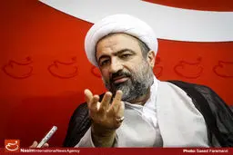 خدایا با شنیدن سخنان ننگین انصاری از خجالت آب شدم!