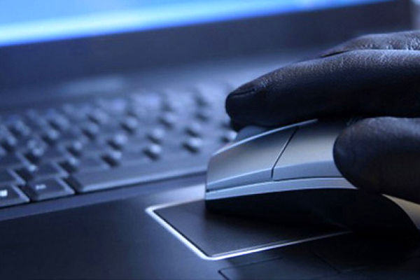سرقت اطلاعات کاربران بوسیله سایت‌های کلیک دزد