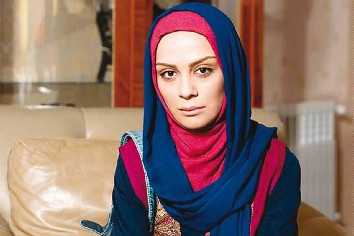 مارال فرجاد در نمایشگاه از خاطرات کتاب‌خوانی می‌گوید