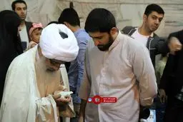 حضور آیت الله قرهی در حرم مطهر رضوی