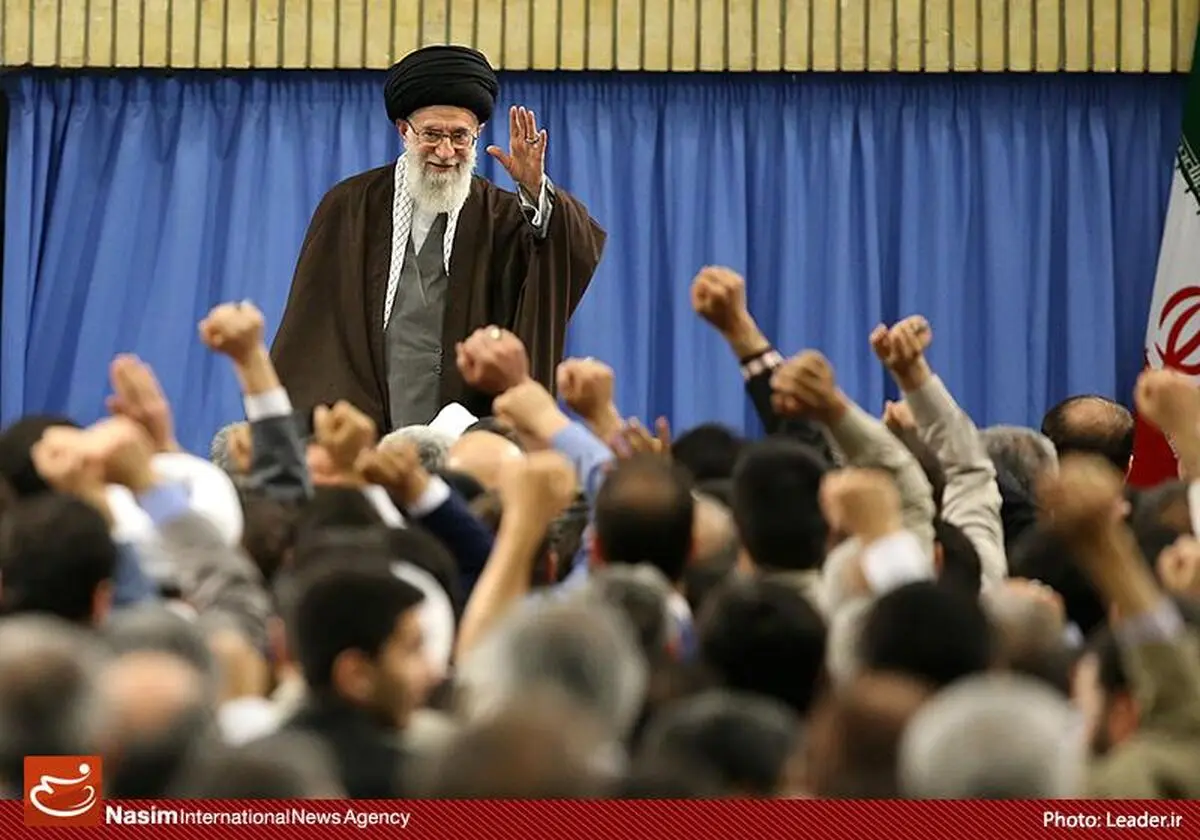 دیدار مسئولان نظام و سفیران کشورهای اسلامی با رهبر معظم انقلاب