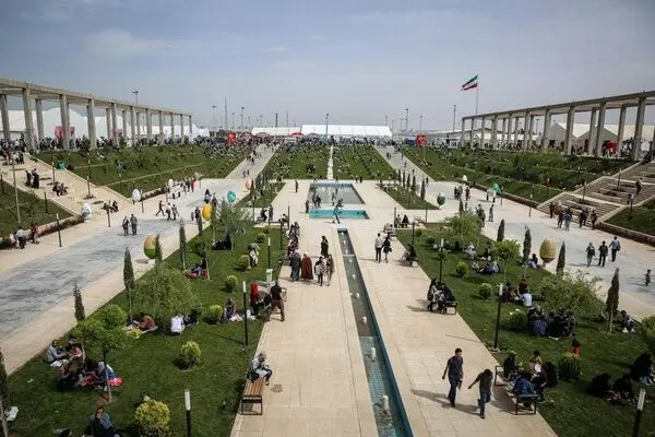 گردوغبار؛ مهمان ناخوانده نمایشگاه کتاب تهران