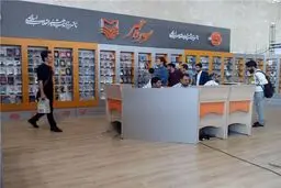 فاضل نظری همچنان در صدر پرفروش‌ها