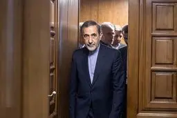 عیادت ولایتی از مجروحین جنگی در دمشق