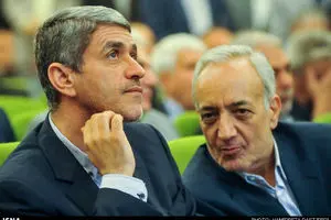 طیب‌نیا دستور پیگیری پرداخت‌های نجومی به مدیران بیمه مرکزی را صادر کرد