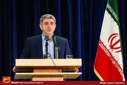 قیمـت‌ها کماکان در حال افزایش است/ سال ۹۴ یکی از سخت‌ترین سال‌های اقتصادی پس از انقلاب بود