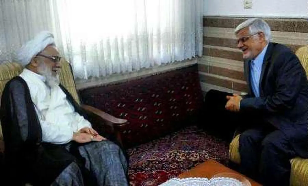 مشکلات زیادی همچون "فقر" را در کشور شاهد هستیم