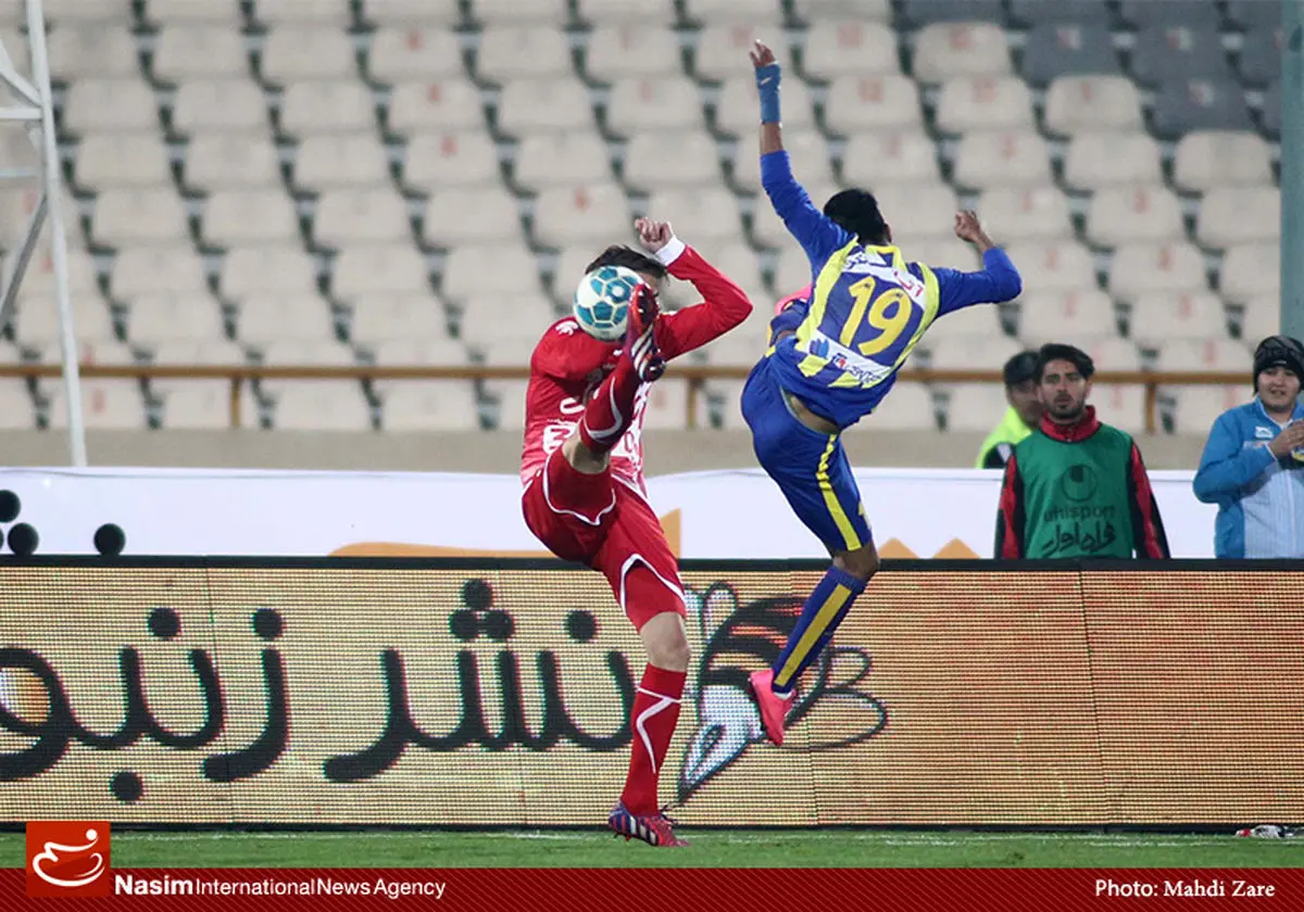 برتری دوگله سرخپوشان در نیمه نخست