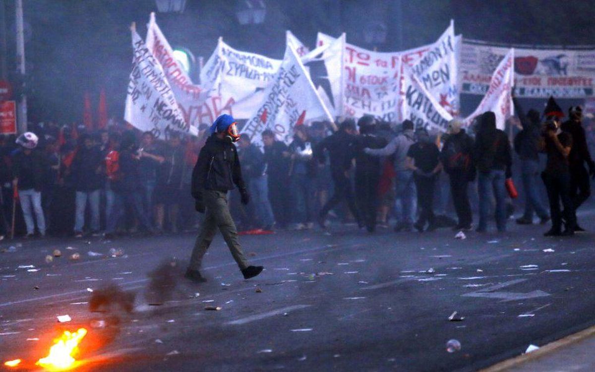 درگیری پلیس با تظاهرات کنندگان در یونان +تصاویر