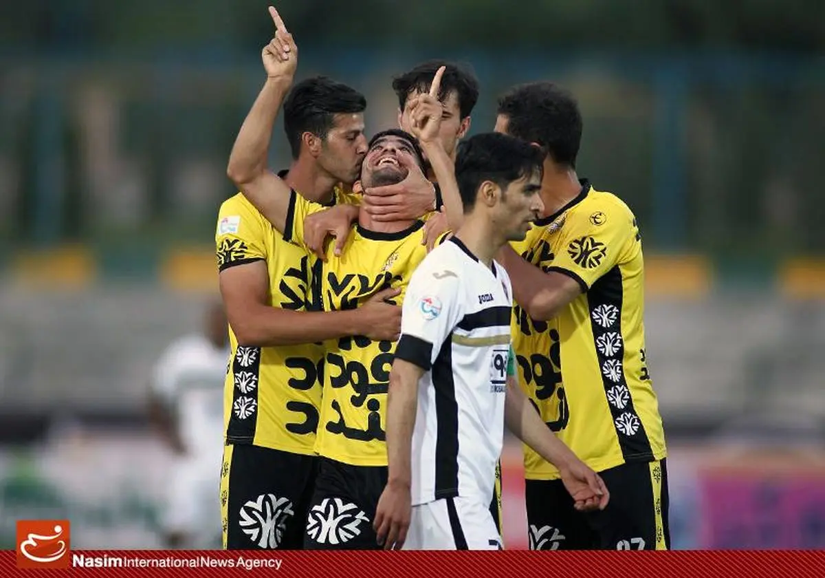 دیدار تیم‌های راه‌آهن و سپاهان