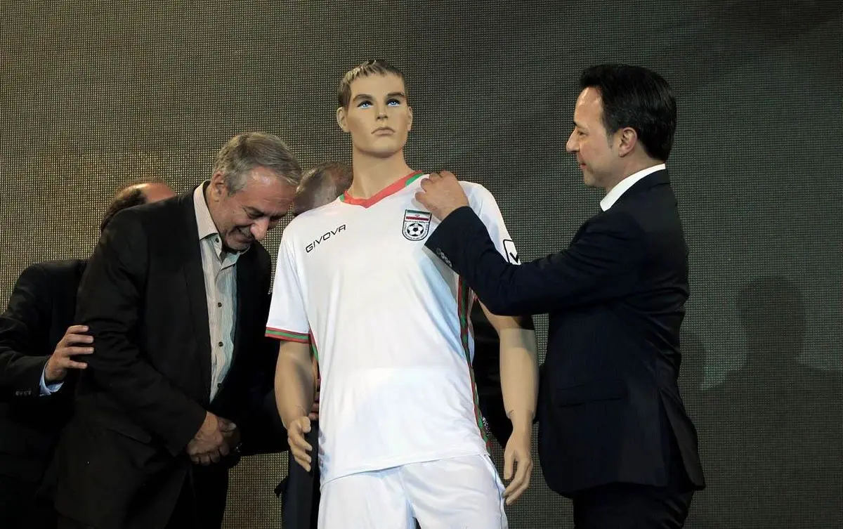 ورزشکاران ایرانی در سال اقتصاد مقاومتی لباس خارجی پوشیدند!