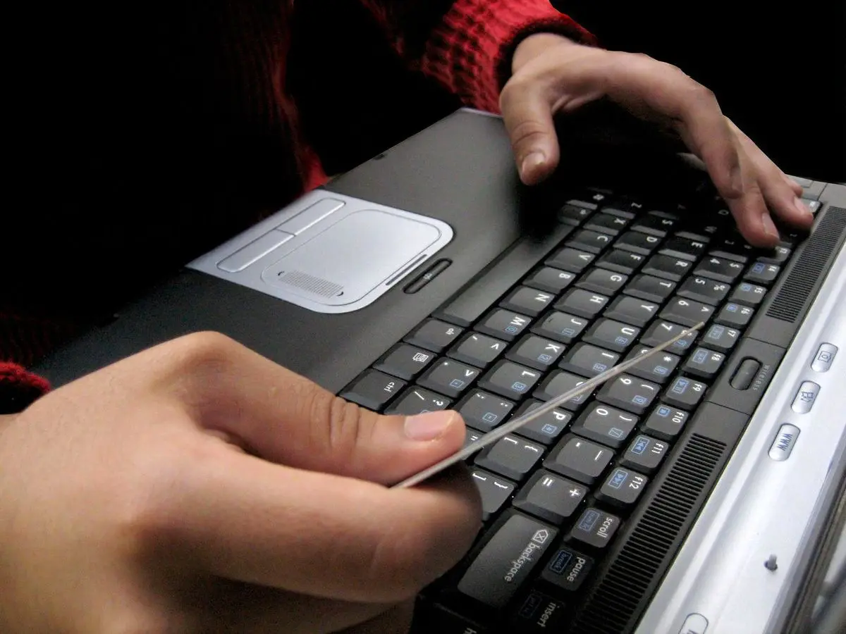 هشدار پلیس فتا در خصوص خرید اینترنتی اجناس دسته دوم