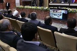 مراسم بهره‌برداری از چندین پروژه مهم اقتصادی با حضور رئیس‌جمهور برگزار شد
