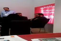 امیر فرزاد اسماعیلی، فرمانده قرارگاه خاتم انبیا با حضور در شهر آفتاب از نمایشگاه کتاب بازدید کرد