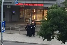 کشته شدن ۱۰ نفر در تیراندازی‎های مونیخ/ پلیس آلمان: ارتباطی بین ضارب و داعش وجود ندارد/ عامل تیراندازی آلمانی است