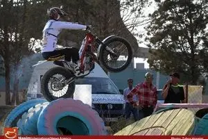 مسابقات قهرمانی موتور تریال