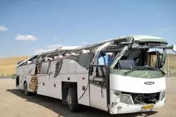 واژگونی اتوبوس اسکانیا یک کشته و ۳۰ مجروح برجای گذاشت