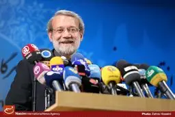 دخالت‌ زیاد دولت در اقتصاد را مخل مردمی بودن آن می‌دانیم