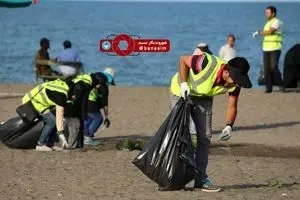 عکس خبری :: پاکسازی ساحل سفیر امید آستارا توسط 