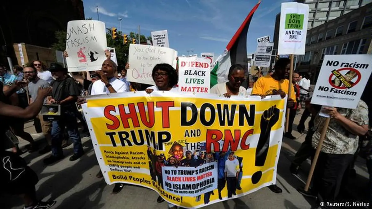 تظاهرات  هزار نفری علیه نامزدی ترامپ در انتخابات آمریکا