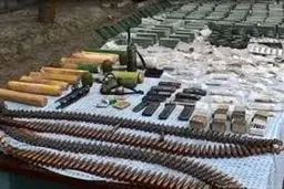 محموله مواد منفجره، تجهیزات انفجاری و جلیقه انتحاری در کرمان کشف شد