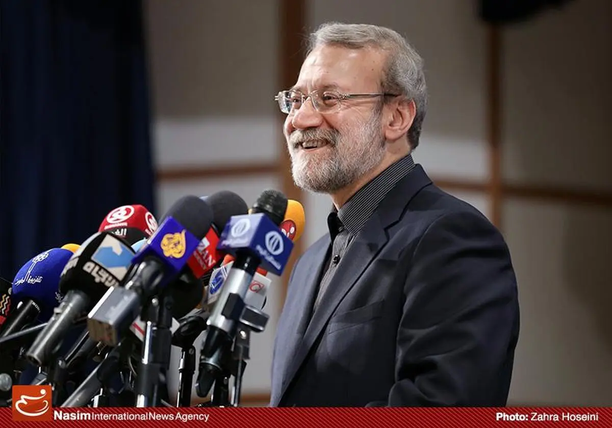 لاریجانی: دولت و مجلس باید برای رفع مشکلات صدا و سیما کمک کنند