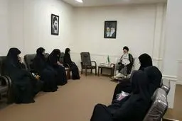 مجمع بانوان اصلاح‌طلب با آیت‌الله علم‌الهدی دیدار کردند