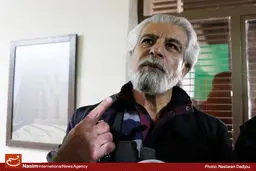 تبریک دبیرجشنواره فیلم فجر به منوچهر شاهسواری