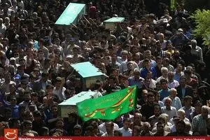 تشییع پیکر ۵ شهید مدافع حرم