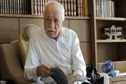 اردوغان حکم تعطیلی بیش از ۱۰۰۰ نهاد آموزشی وابسته به گولن را امضا کرد