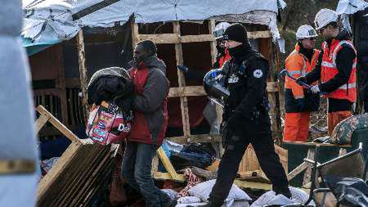 تخلیه کامل یک اردوگاه‌ پناهجویان در شمال فرانسه
