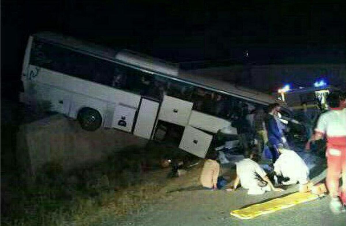 تصادف اتوبوس کارکنان پارس جنوبی / ۷ نفر مصدوم شدند + عکس